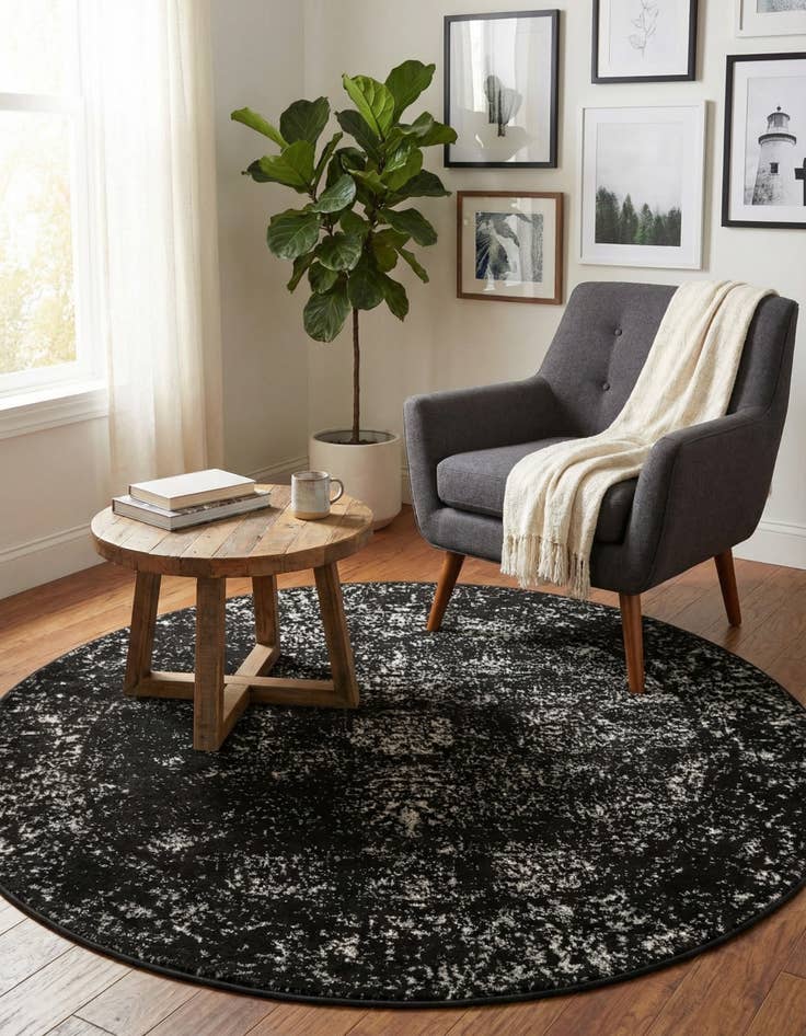 Detail image of  4' 1 x 4' 1 Monte Carlo Round Rug