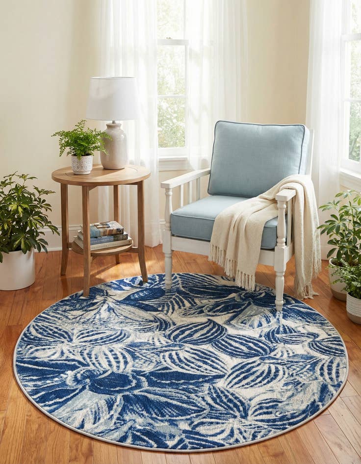 Detail image of  3' 3 x 3' 3 Blossom Round Rug