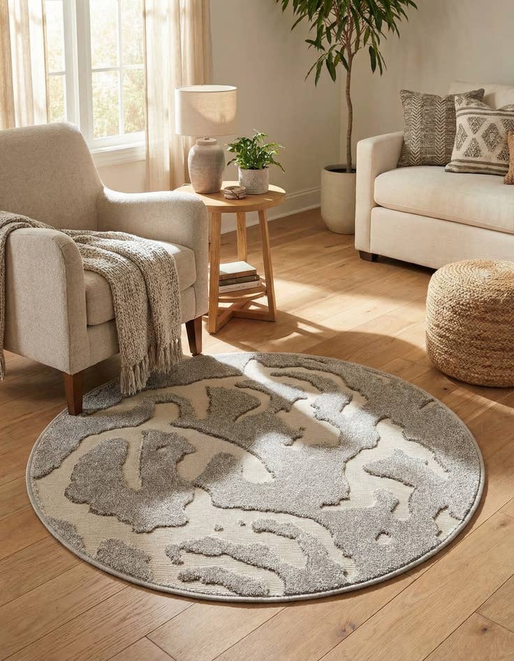 Detail image of  3' x 3'  Washable Sabrina Soto Indoor / Outdoor Round Rug