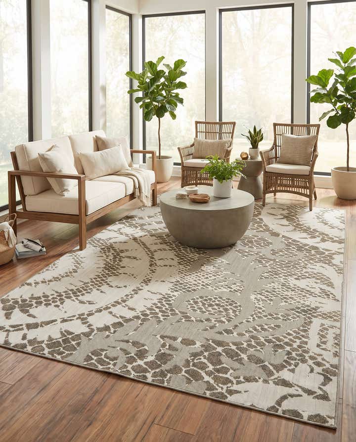 7' x 10' Easy-Clean Modern Indoor / Outdoor Rug