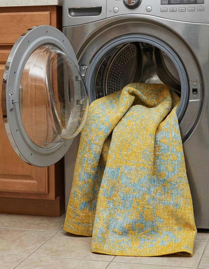 Detail image of 5' 3 x 8'  Washable Jill Zarin Dubai Indoor / Outdoor Rug