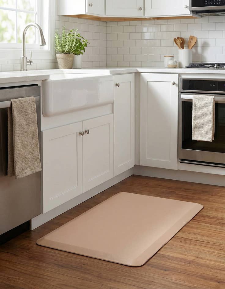 Detail image of  2' x 3' Solid Anti-Fatigue Comfort Mat