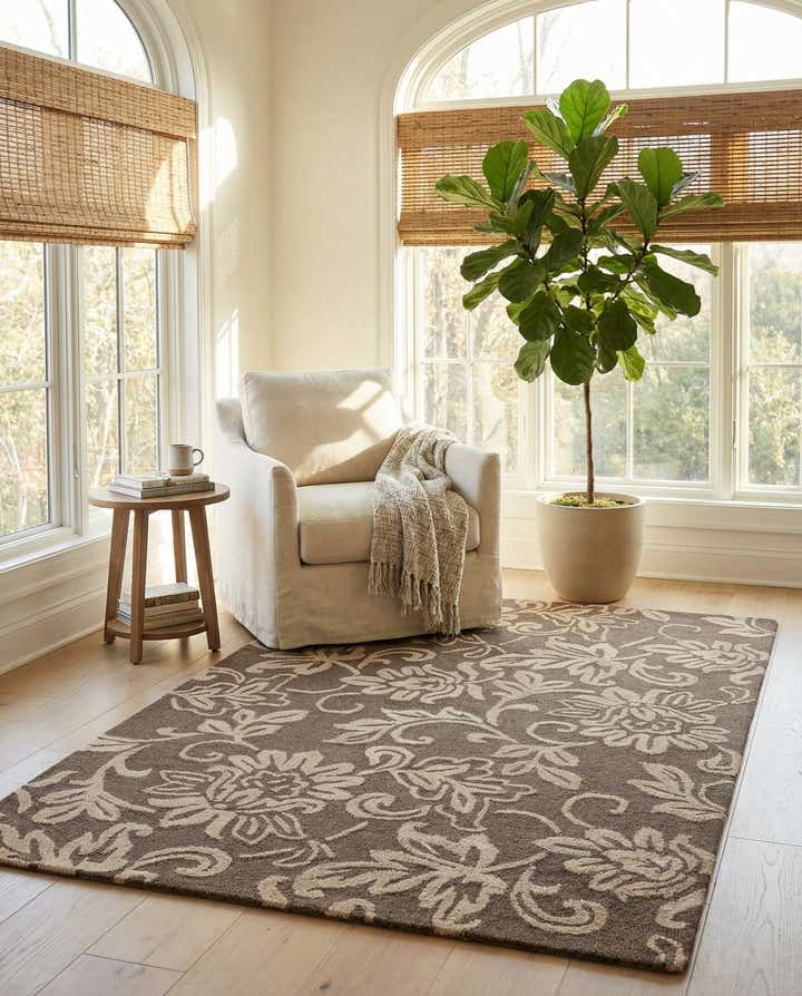 5' x 8' Agra Wool Rug