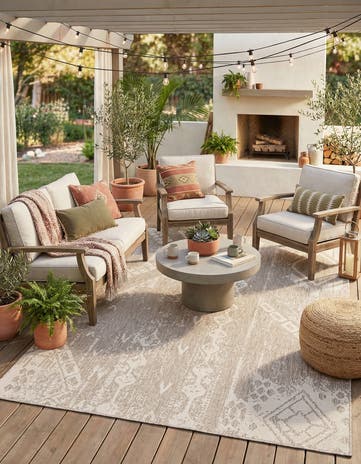 6' x 9' Easy-Clean Bohemian Indoor / Outdoor Rug