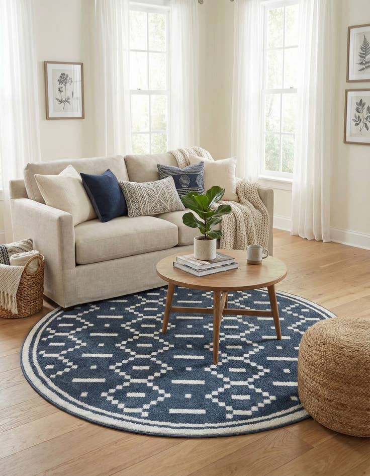 Detail image of 5' x 5' Oslo Round Rug