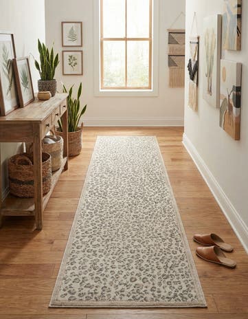 2' 7 x 10' Savannah Runner Rug