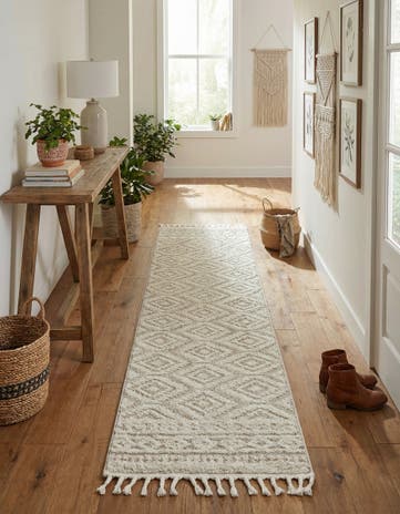 2' 7 x 12' Boho Runner Rug