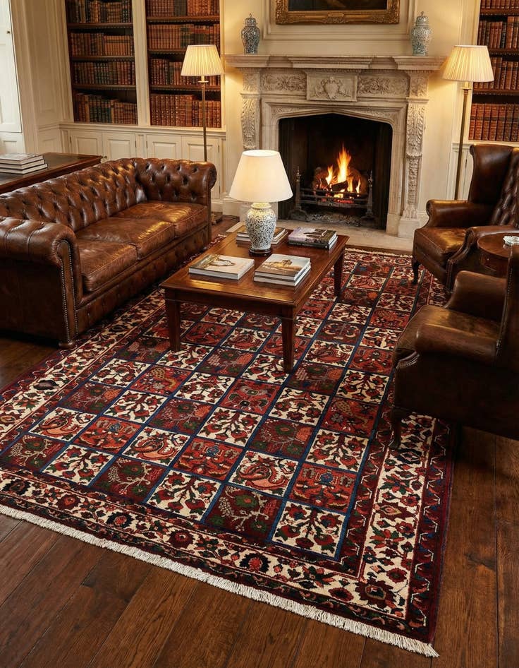 Detail image of 6' 10 x 9' 9 Bachtiar Wool Rug