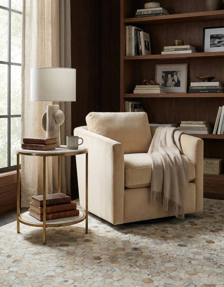 Detail image of 5' x 7' 11 Cowhide Stocks Rug