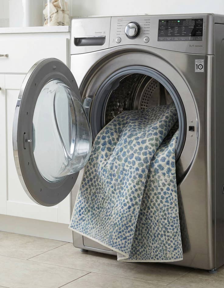 Detail image of  7' 10 x 7' 10 Kamala Washable Square Rug