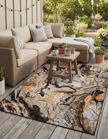 5' x 7' Easy-Clean Modern Indoor / Outdoor Rug