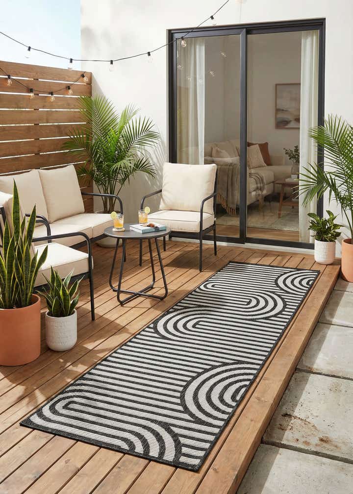2' x 5' 3 Easy-Clean Modern Indoor / Outdoor Runner Rug
