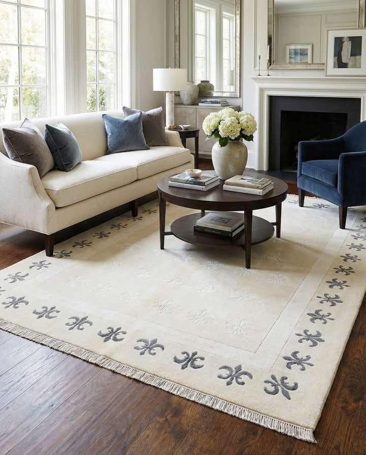 5' 8 x 8' Hand Knotted Darya Wool Rug