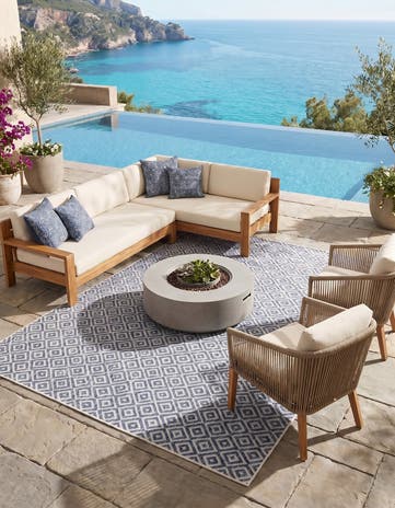 7' 10 x 10' Easy-Clean Jill Zarin Costa Rica Indoor / Outdoor Rug