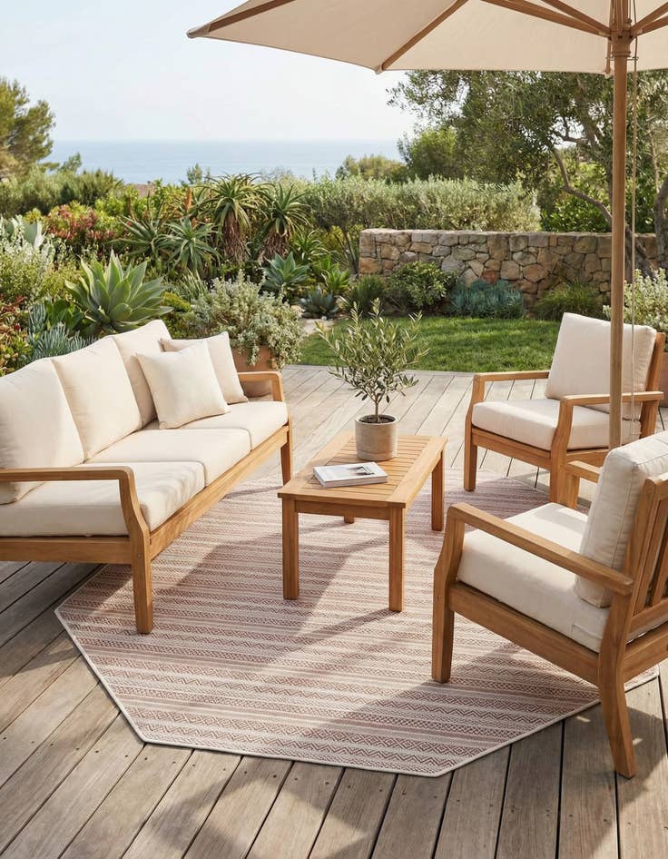 Detail image of 7' 10 x 7' 10  Washable Striped Indoor / Outdoor Octagon Rug