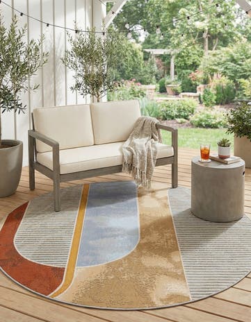 5' 3 x 5' 3 Easy-Clean Modern Indoor / Outdoor Round Rug