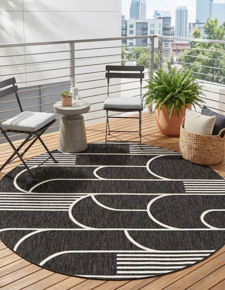 Detail image of  10' x 10'  Washable Modern Indoor / Outdoor Round Rug
