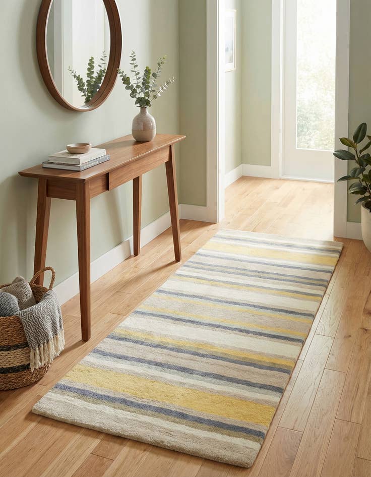 Detail image of 2' 8 x 5' Luna Wool Rug