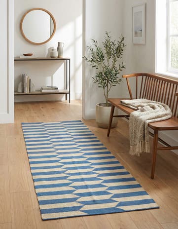 2' 9 x 9' 7 Hand Woven Kilim Modern Wool Runner Rug