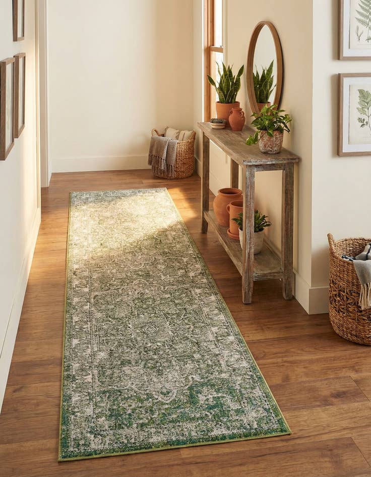 Detail image of 2' 7 x 10' Isabella Runner Rug