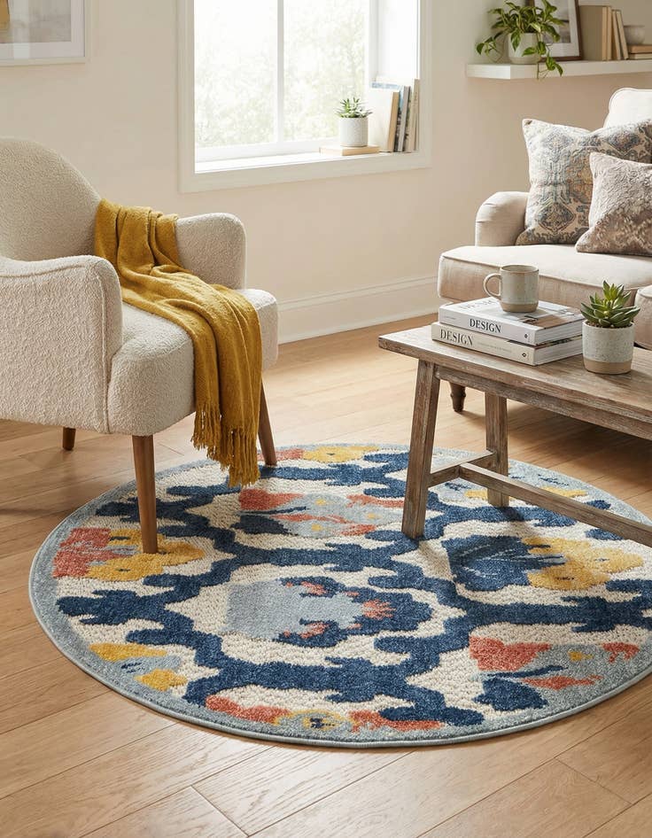 Detail image of 3' 3 x 3' 3  Washable Belize Indoor / Outdoor Round Rug