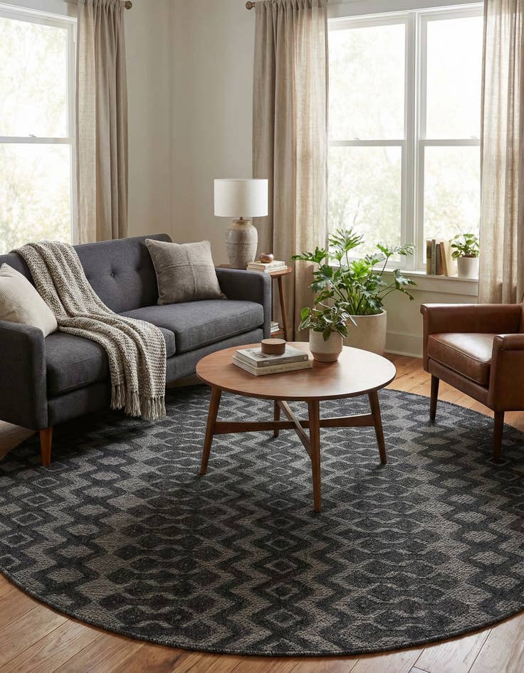 Detail image of 7' x 7'  Washable Trellis Textured Indoor / Outdoor Round Rug