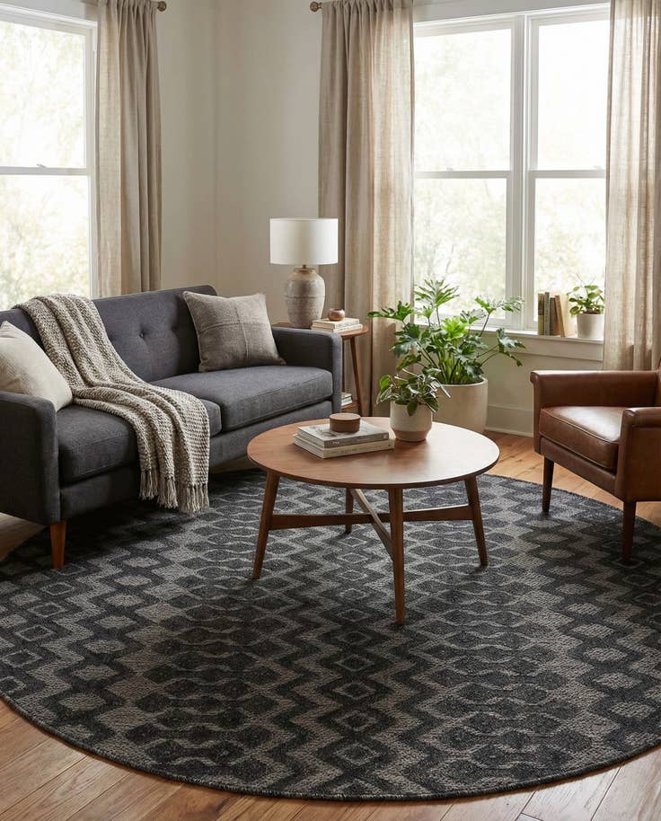 Detail image of 7' x 7' Easy-Clean Trellis Textured Indoor / Outdoor Round Rug