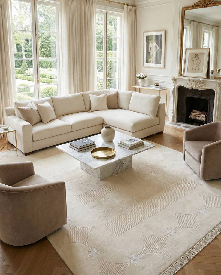 Detail image of 6' 7 x 9' 11 Hand Knotted Darya Wool Rug