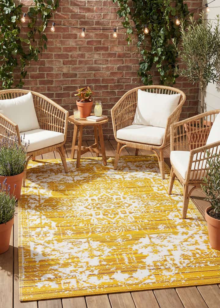 5' x 8' Easy-Clean Vista Breeze Indoor / Outdoor Rug