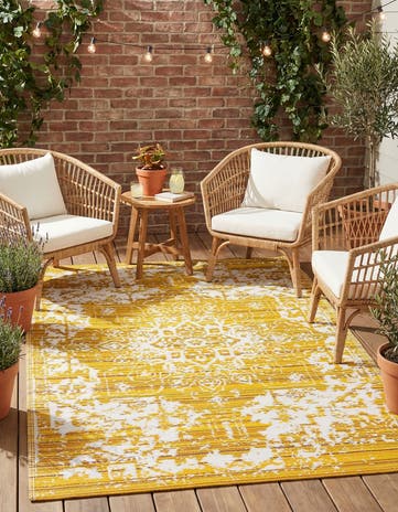 Yellow Easy-Clean Vista Breeze Indoor / Outdoor Rug