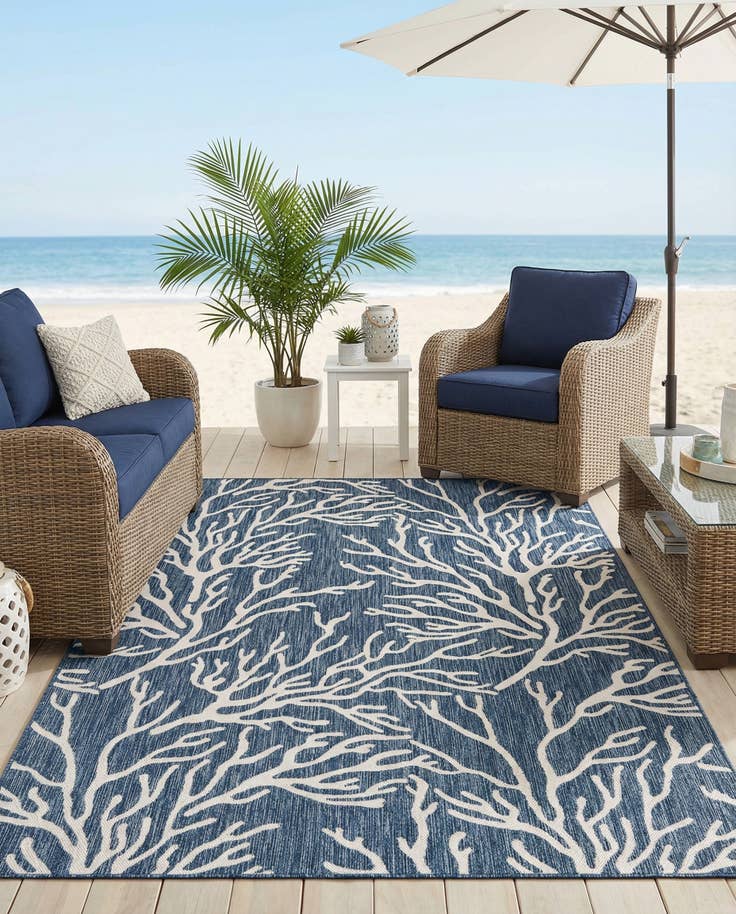Detail image of 6' x 9' Easy-Clean Coastal Indoor / Outdoor Rug