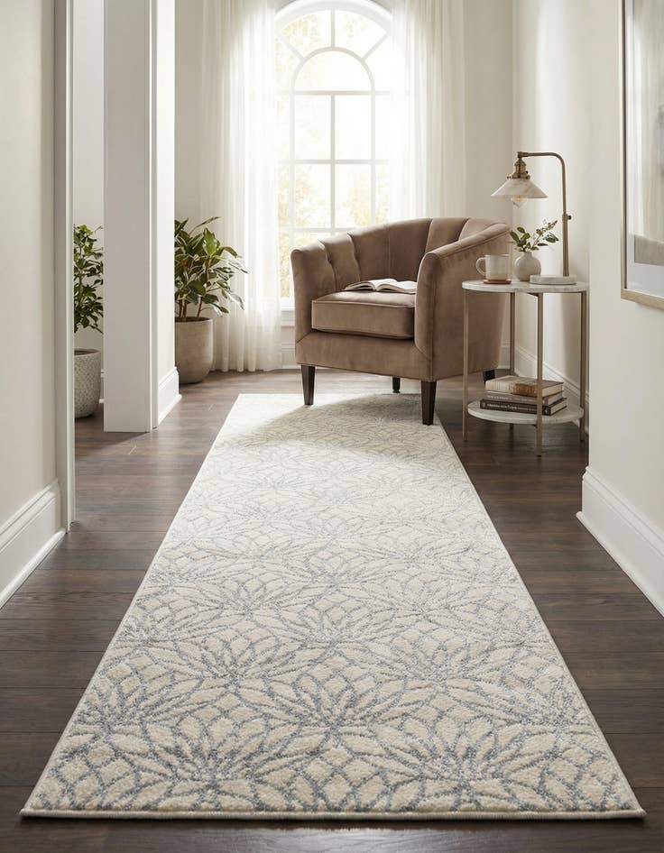 Detail image of 2' 7 x 12'  Marilyn Monroe™ Glam Dahlia Runner Rug