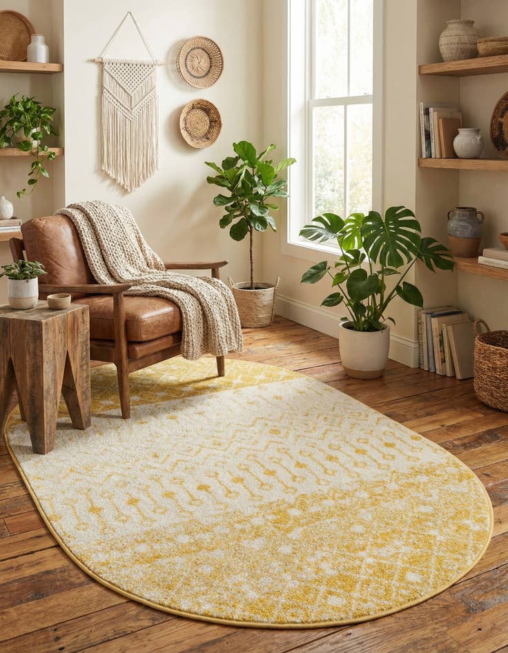 Detail image of  4' x 6' Moroccan Trellis Oval Rug