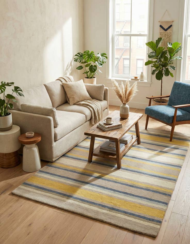 Detail image of  4' x 5' 6 Luna Wool Rug