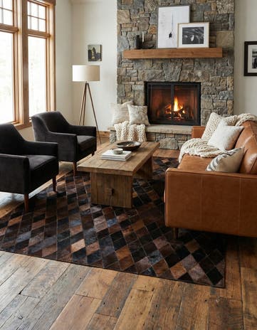 5' 2 x 8' Cowhide Stocks Rug