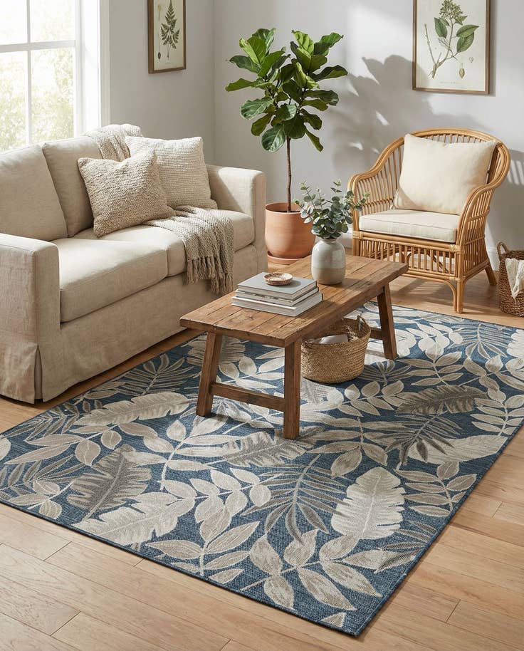Detail image of 5' 2 x 8' Easy-Clean Botanical Indoor / Outdoor Rug