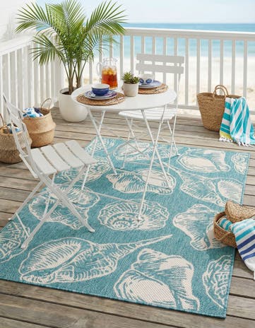 4' x 6' Easy-Clean Coastal Indoor / Outdoor Rug