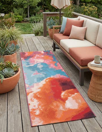 2' x 6' 1 Easy-Clean Modern Indoor / Outdoor Runner Rug