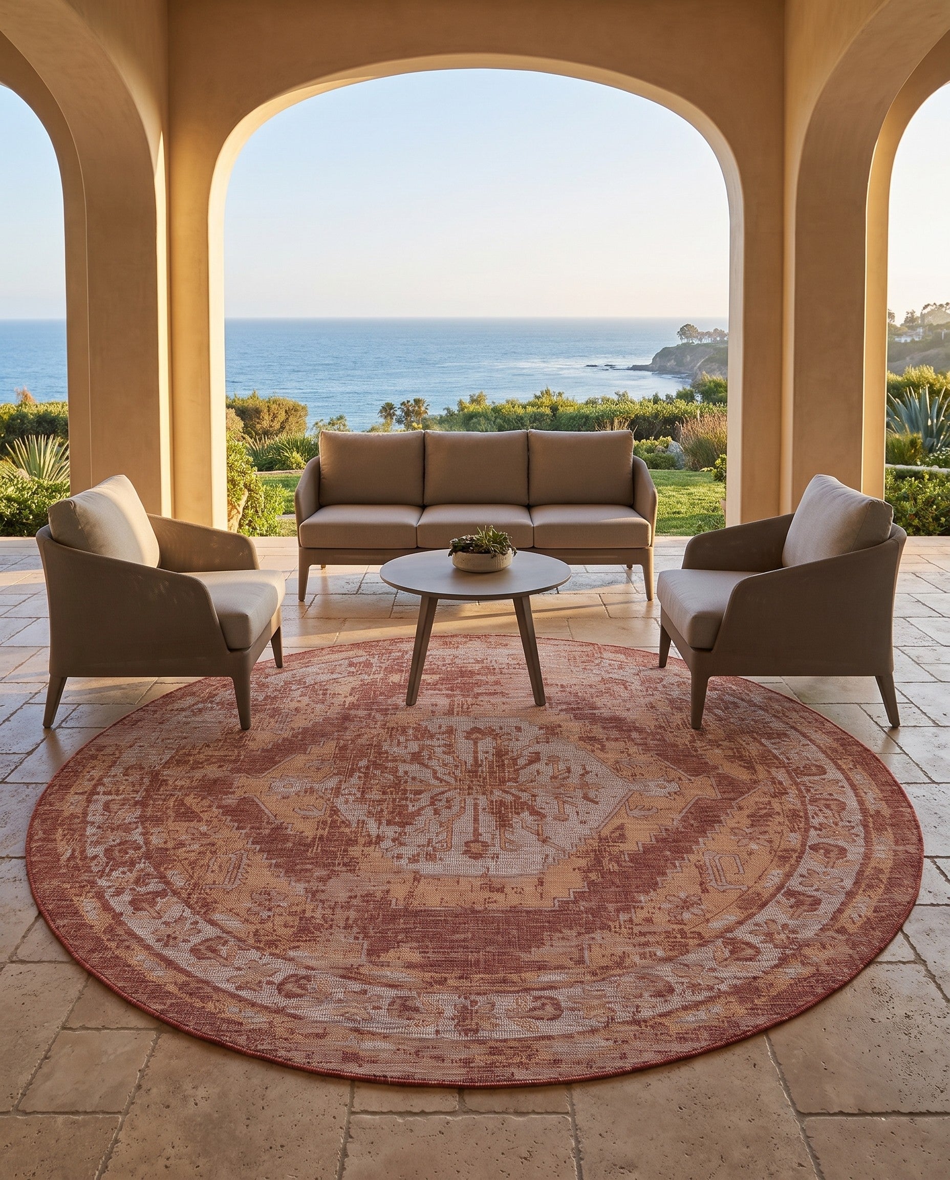 13' x 13' Easy-Clean Traditional Indoor / Outdoor Round Rug