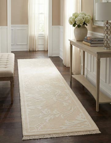 2' 7 x 9' 9 Darya Runner Rug