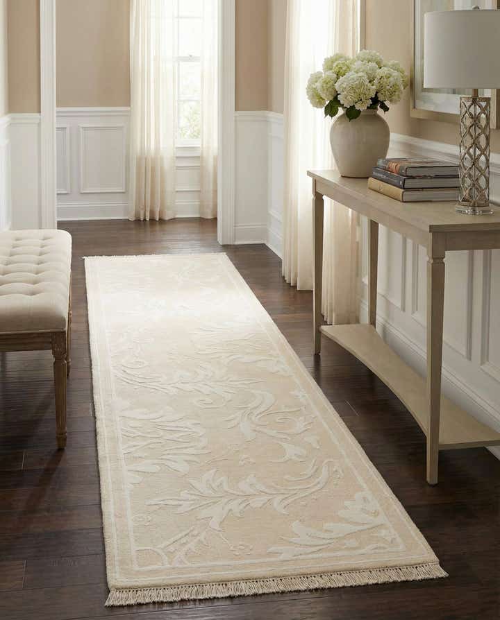 2' 7 x 9' 9 Darya Runner Rug