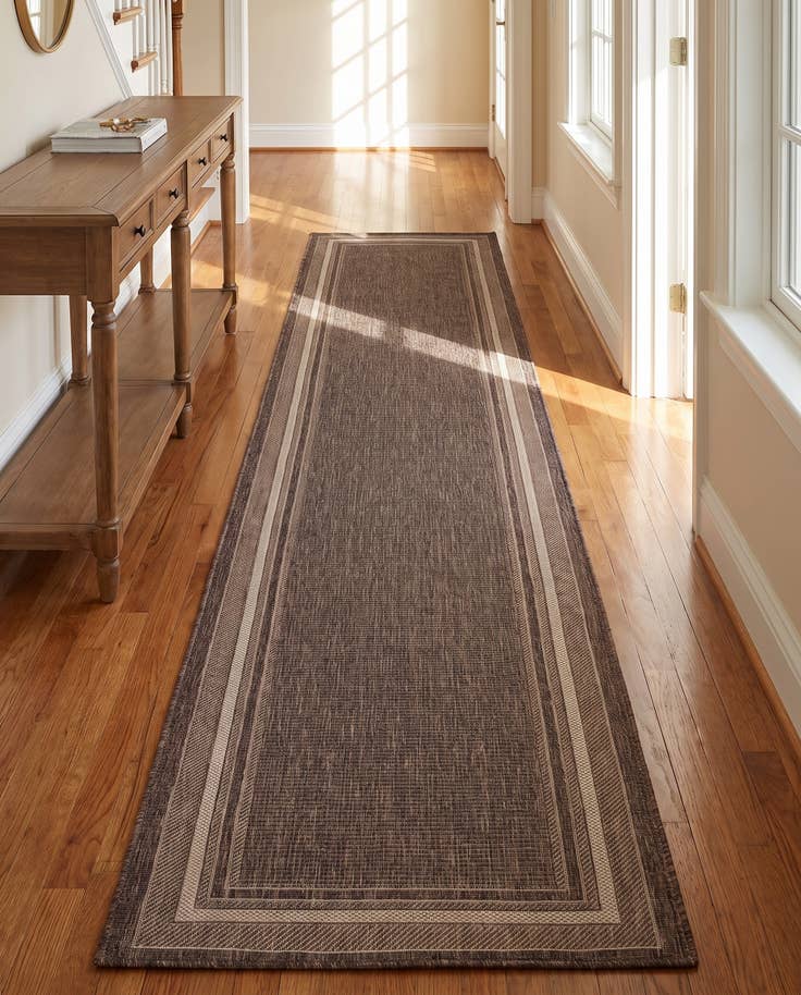Detail image of 2' 7 x 14' Easy-Clean Border Indoor / Outdoor Runner Rug