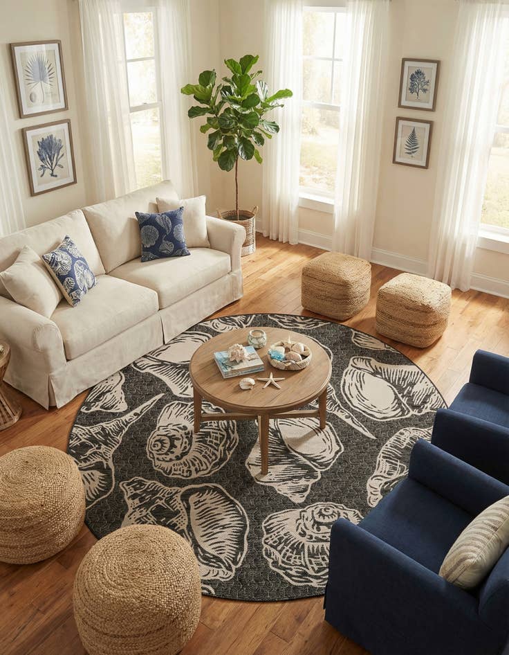 Detail image of 7' 10 x 7' 10  Washable Coastal Indoor / Outdoor Round Rug