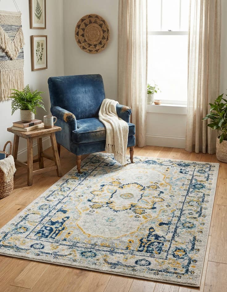 Detail image of 3' 3 x 5' 3 Madeline Vintage Rug