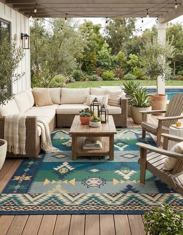 7' 10 x 10' Easy-Clean Baja Indoor / Outdoor Rug