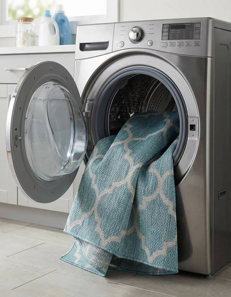 Detail image of 3' x 5' 3  Washable Trellis Indoor / Outdoor Rug