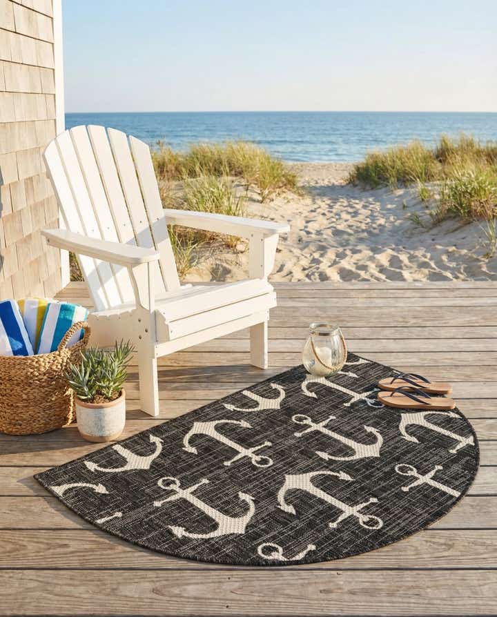 2' 7 x 4' Easy-Clean Coastal Indoor / Outdoor Hearth Rug