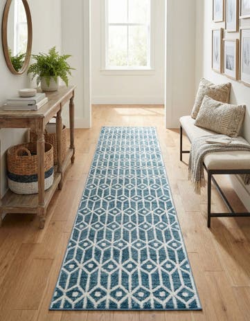 2' 7 x 13' Lattice Trellis Runner Rug