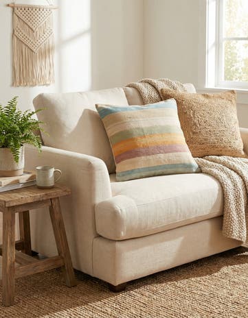 2' 5 x 2' 5 Hand Woven Pillow Wool Square Rug