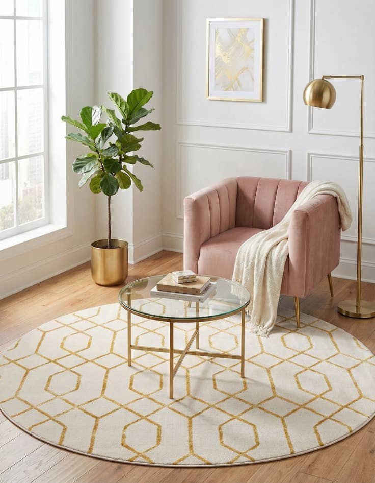 Detail image of 5' 3 x 5' 3  Marilyn Monroe™ Glam Trellis Round Rug